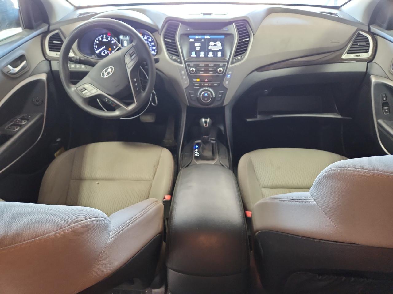 2017 Hyundai Santa Fe Se VIN: KM8SM4HF1HU167240 Lot: 82233795