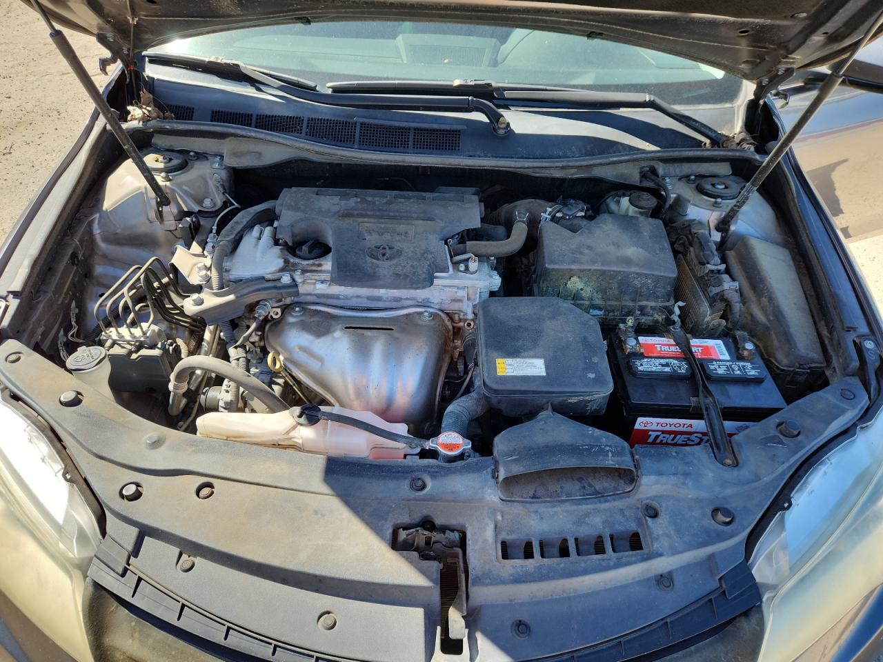 2016 Toyota Camry Le VIN: 4T1BF1FK9GU237588 Lot: 81934205