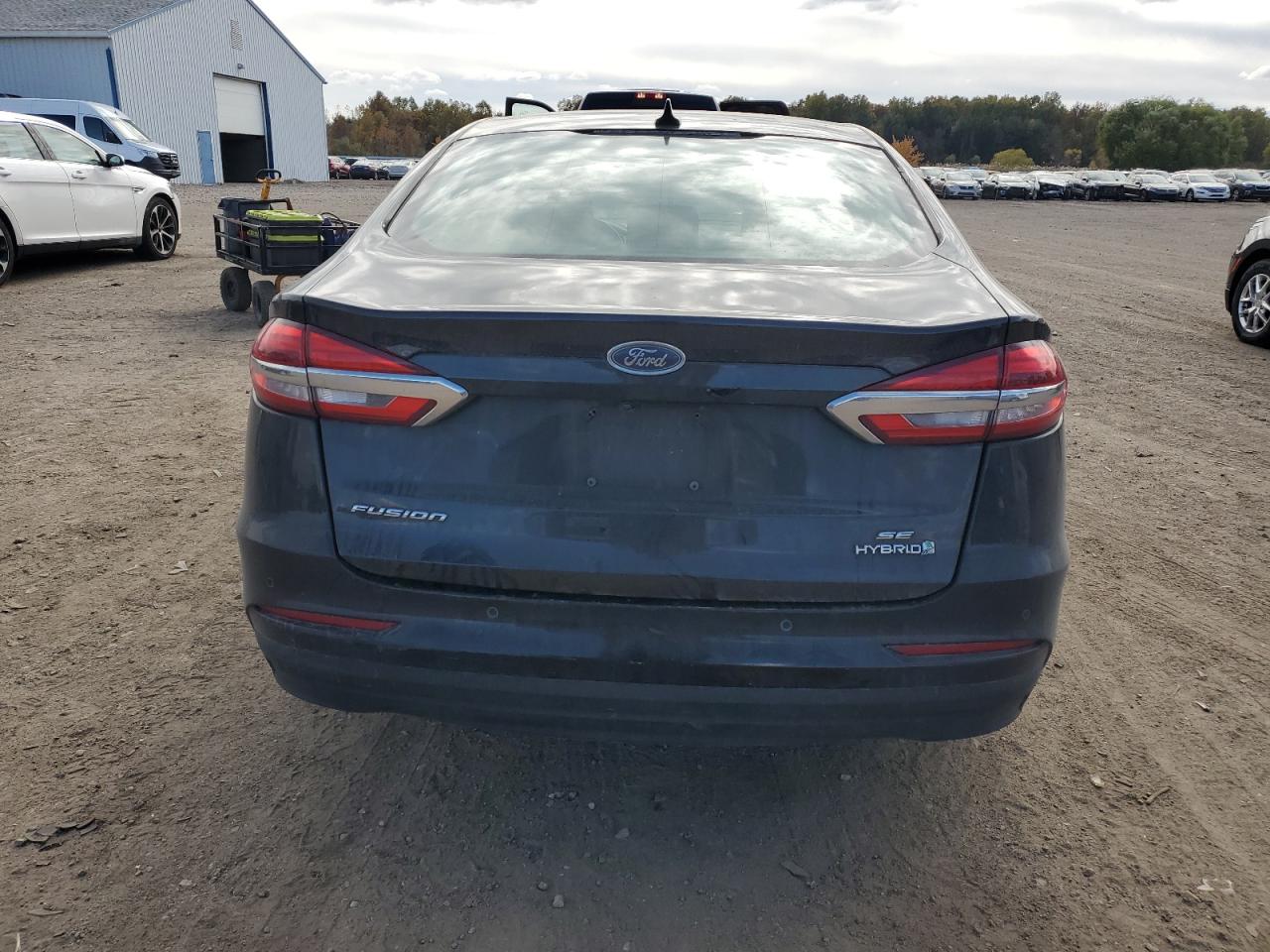 2019 Ford Fusion Se VIN: 3FA6P0LU5KR281791 Lot: 90698545