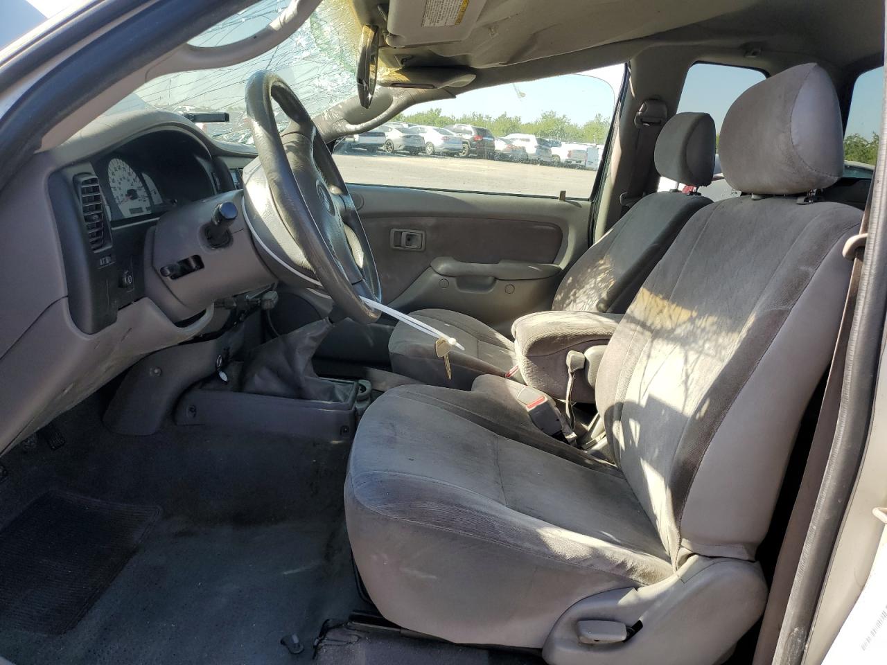 2004 Toyota Tacoma Xtracab VIN: 5TEVL52N84Z373540 Lot: 82288595