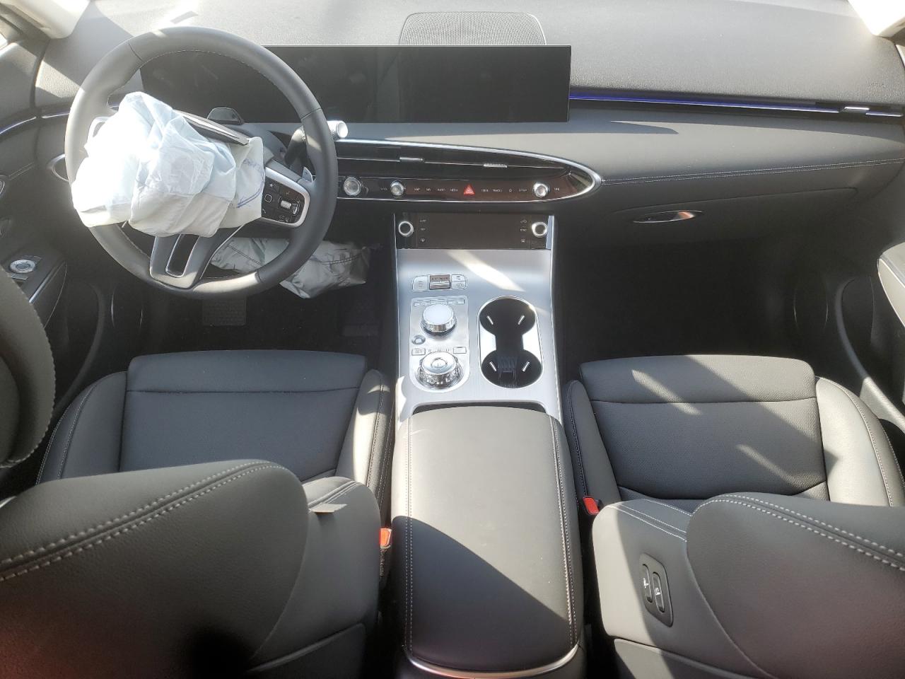 2026 Genesis Gv70 Base VIN: KMUMADTB8TU238577 Lot: 82059195