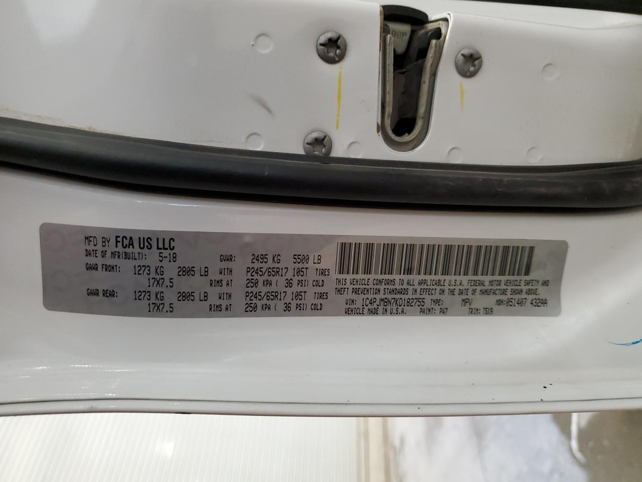 2019 Jeep Cherokee Trailhawk VIN: 1C4PJMBN7KD182755 Lot: 84890525