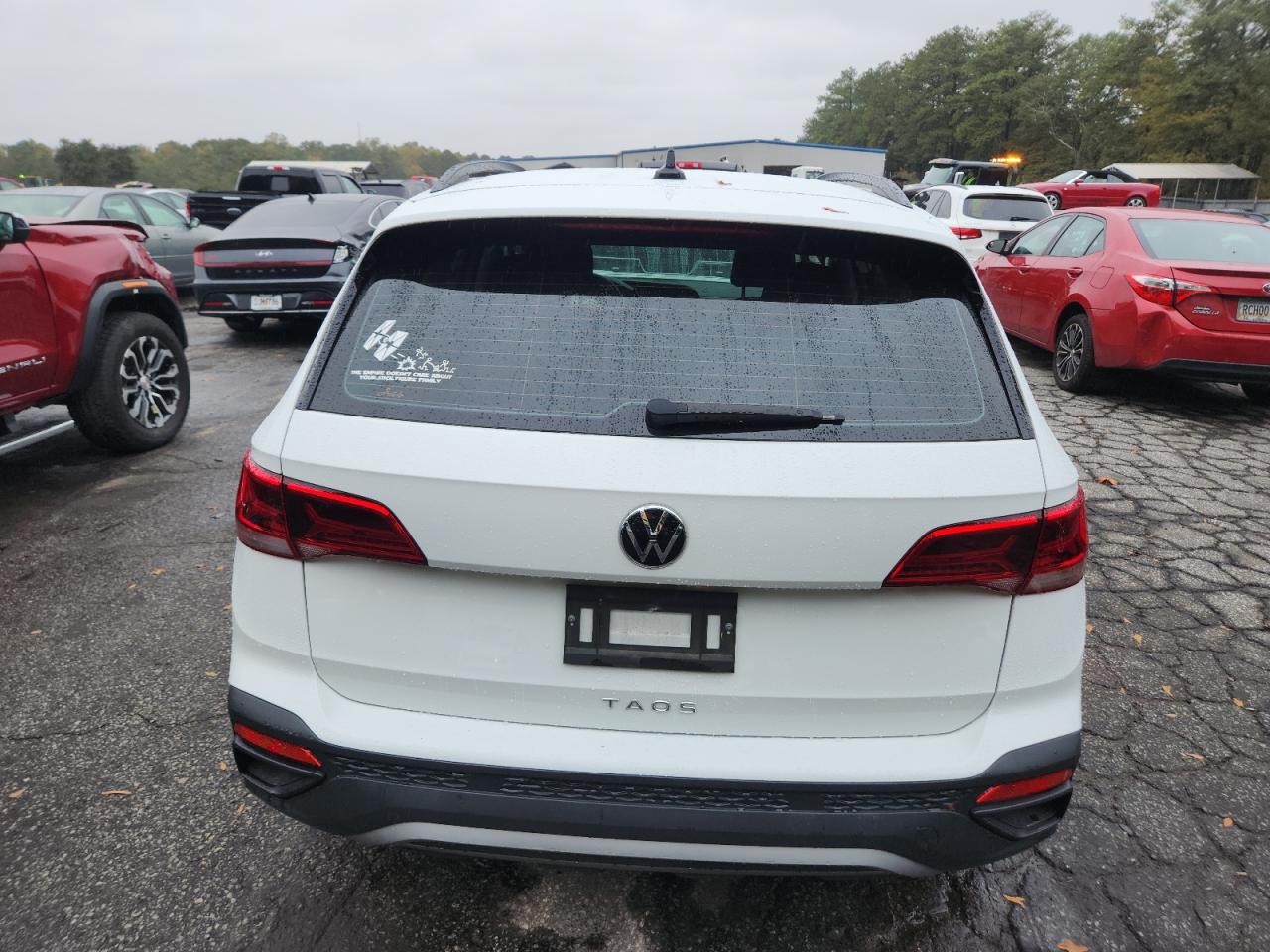 2022 Volkswagen Taos S VIN: 3VVCX7B23NM048677 Lot: 89879615