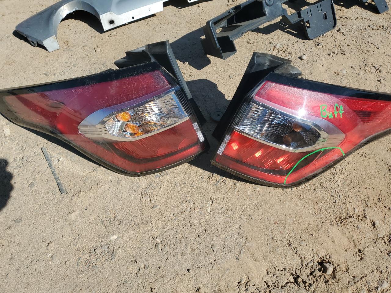 2018 Ford Escape Se VIN: 1FMCU0GDXJUC12582 Lot: 85510395