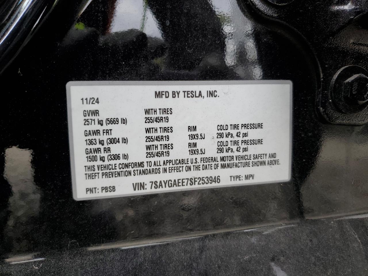 2025 Tesla Model Y VIN: 7SAYGAEE7SF253946 Lot: 86114305