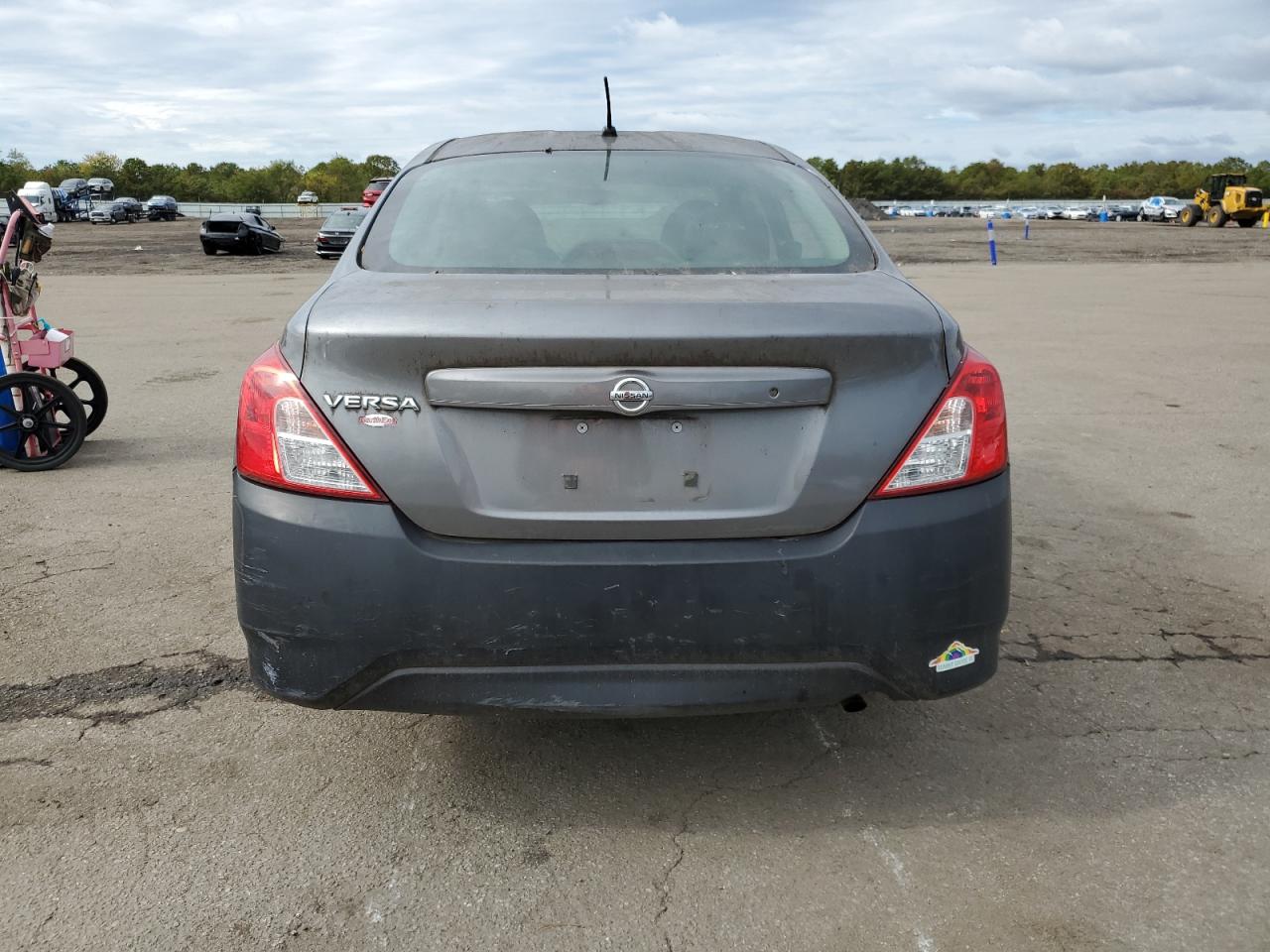 2016 Nissan Versa S VIN: 3N1CN7AP0GL912694 Lot: 82473635