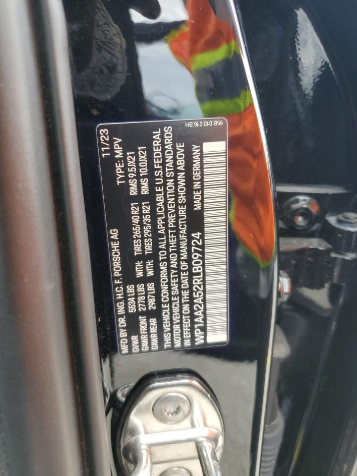 2024 Porsche Macan Base VIN: WP1AA2A52RLB09724 Lot: 87447115