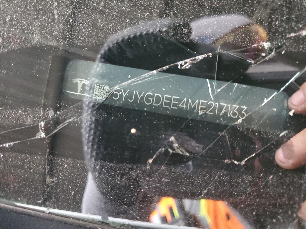 2021 Tesla Model Y VIN: 5YJYGDEE4MF217133 Lot: 82318695