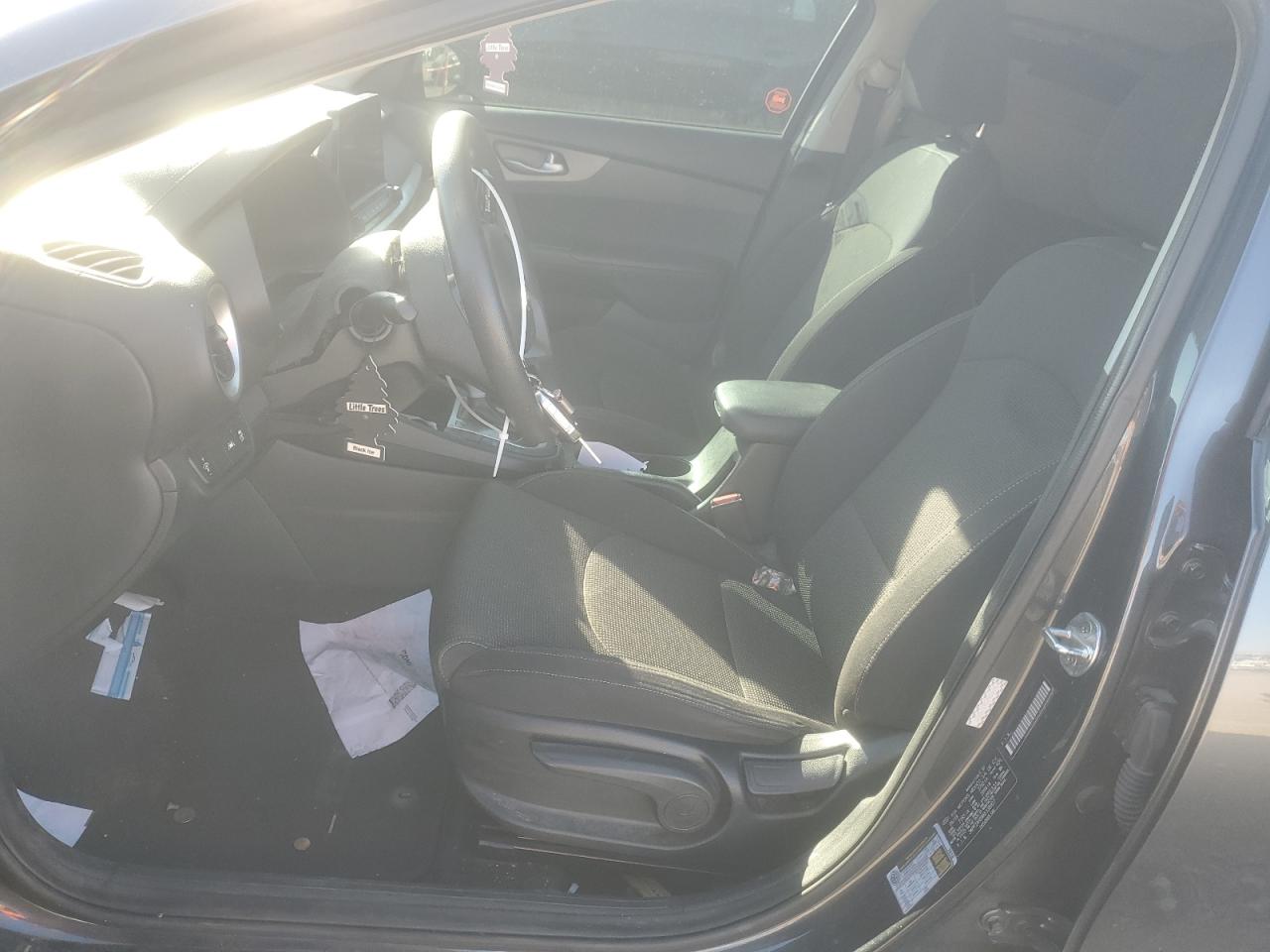 2019 Kia Forte Fe VIN: 138927 Lot: 85196585