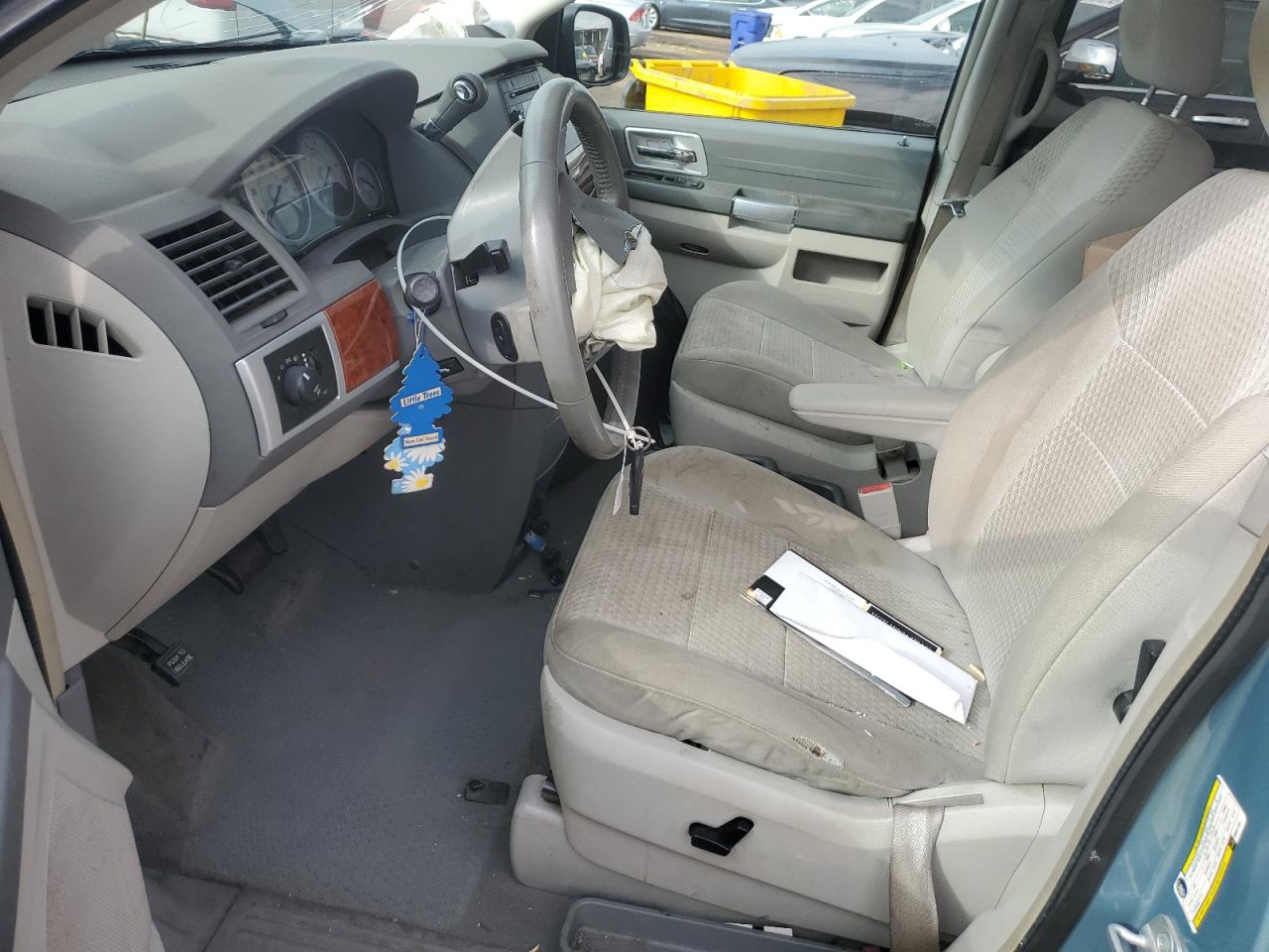 2008 Chrysler Town & Country Touring VIN: 2A8HR54P18R657199 Lot: 85649605
