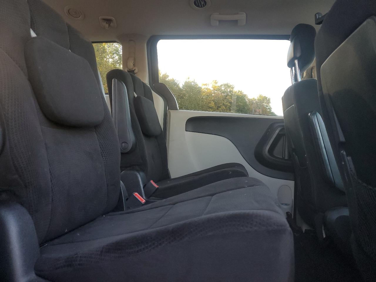 2014 Dodge Grand Caravan Sxt VIN: 2C4RDGCG8ER197221 Lot: 82274355