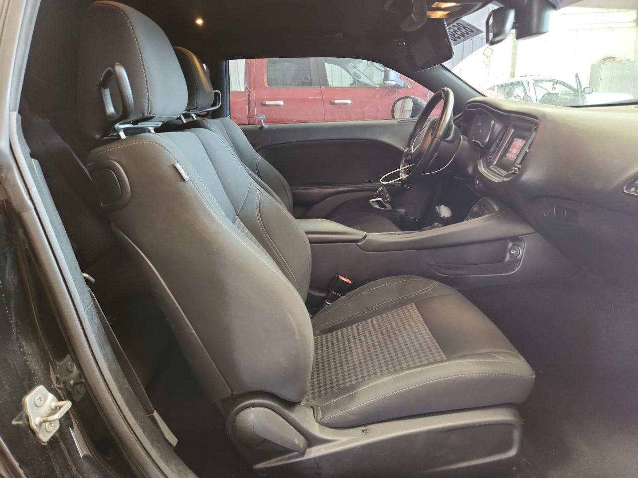 2016 Dodge Challenger Sxt VIN: 2C3CDZAG3GH275552 Lot: 85590805