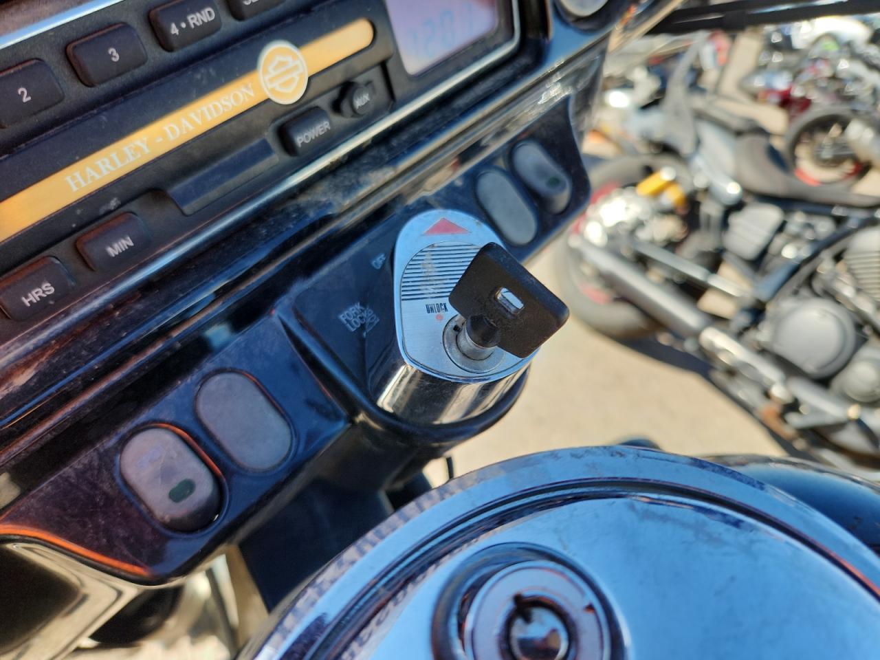 2005 Harley-Davidson Flhti VIN: 1HD1FVW125Y687974 Lot: 85158235