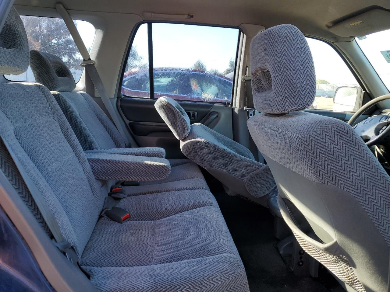 1998 Honda Cr-V Lx VIN: JHLRD1849WC047952 Lot: 86481455