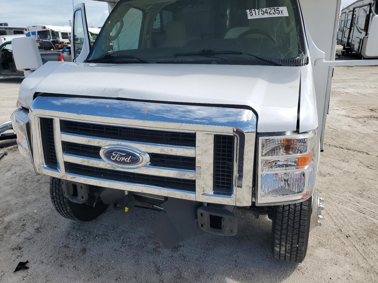2022 Ford Econoline E350 Super Duty Cutaway Van VIN: 1FDWE3FNXNDC41236 Lot: 81754235