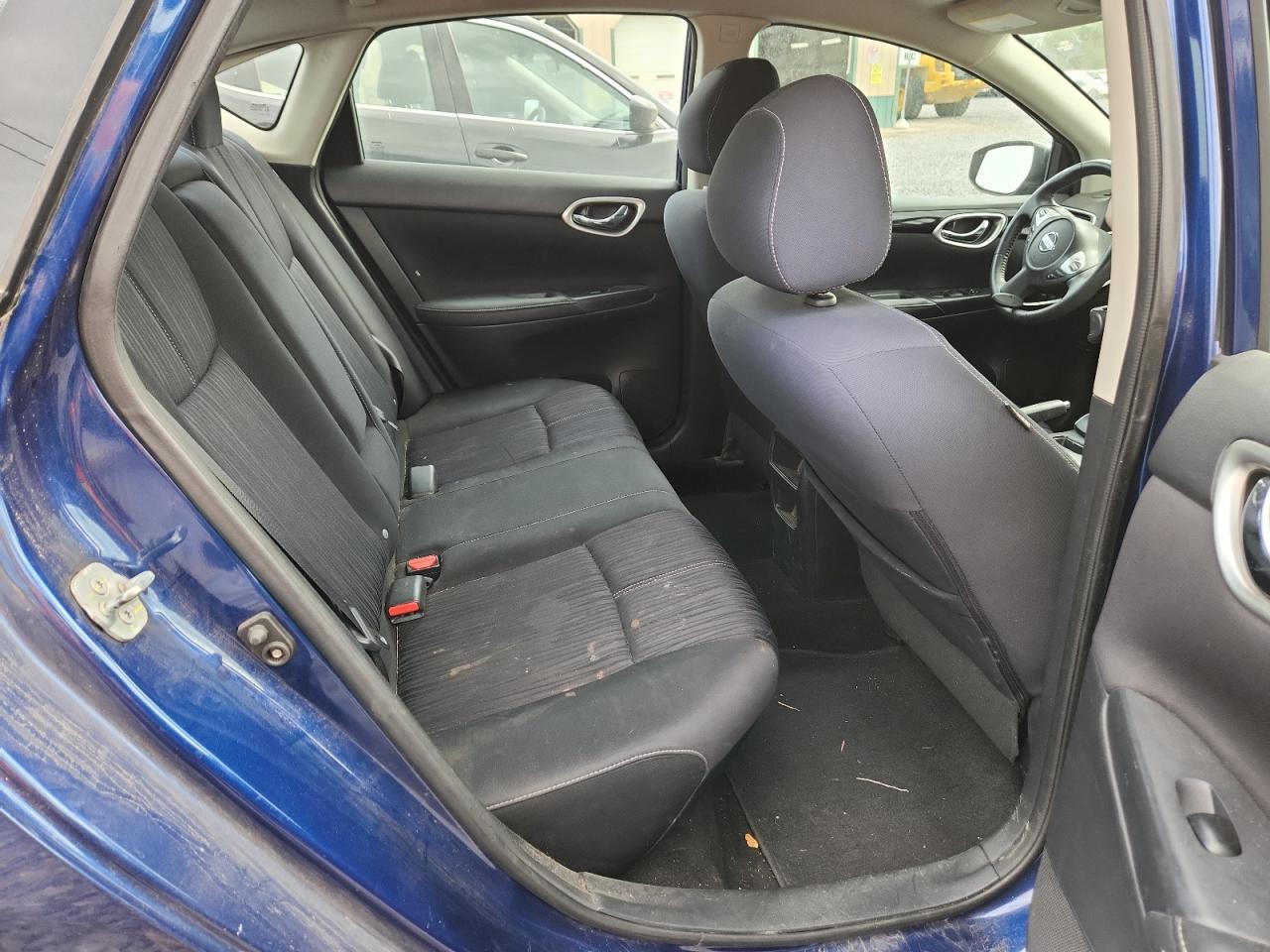 2017 Nissan Sentra S VIN: 3N1AB7AP9HL637649 Lot: 85883265