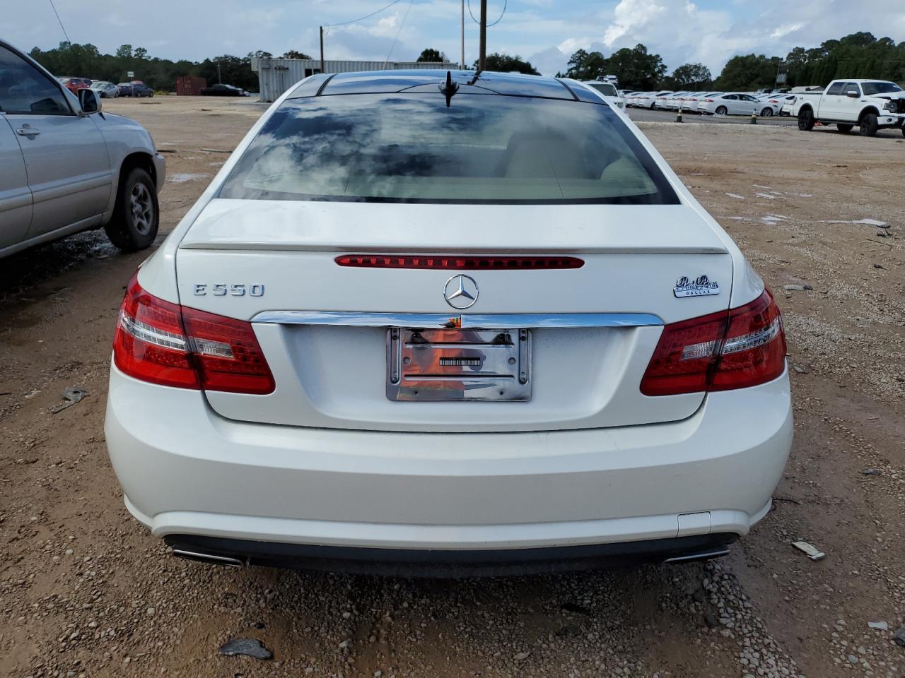2011 Mercedes-Benz E 550 VIN: WDDKJ7CB4BF110986 Lot: 84399795