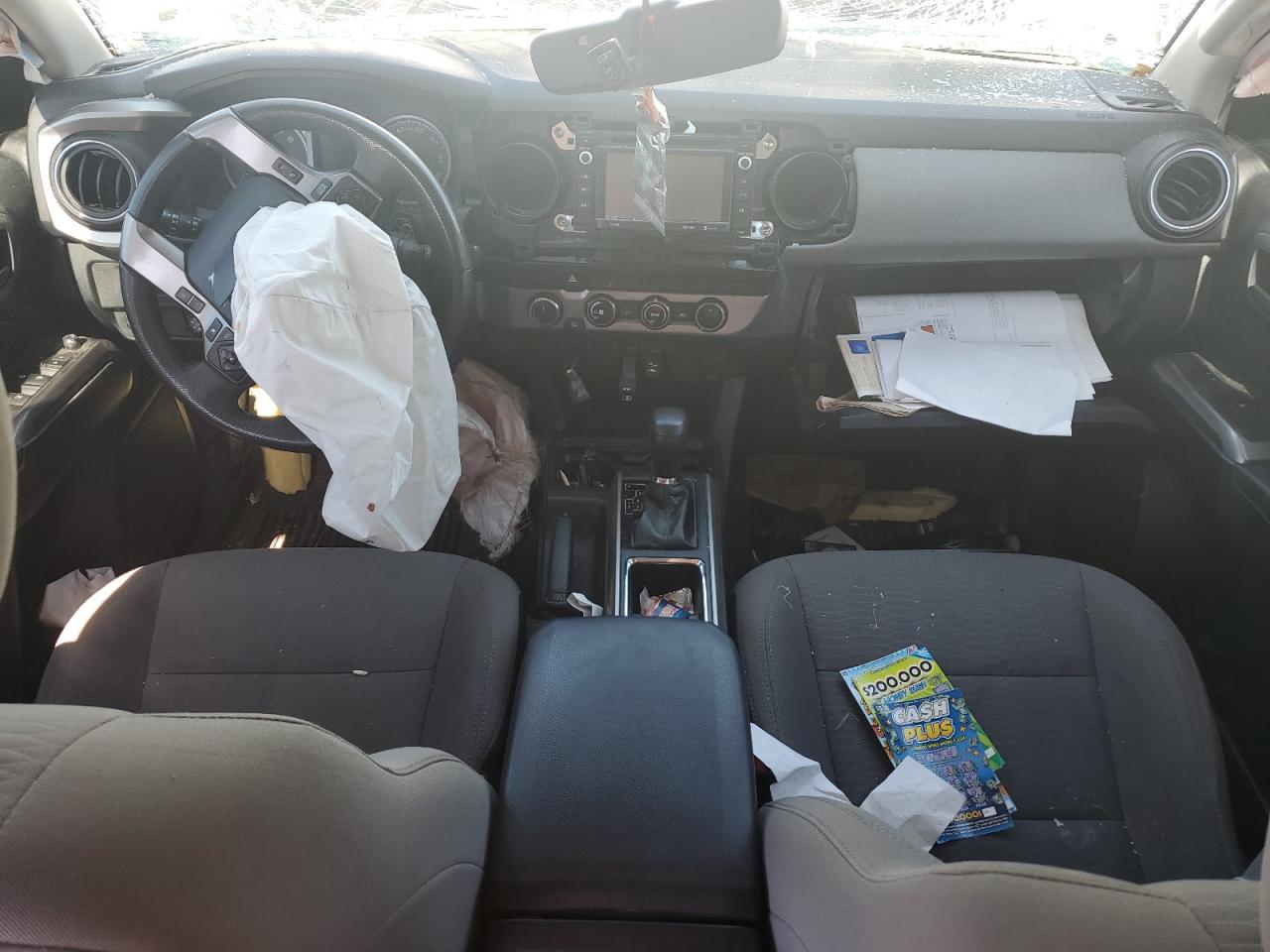 2018 Toyota Tacoma Double Cab VIN: 3TMCZ5AN1JM128112 Lot: 81990875