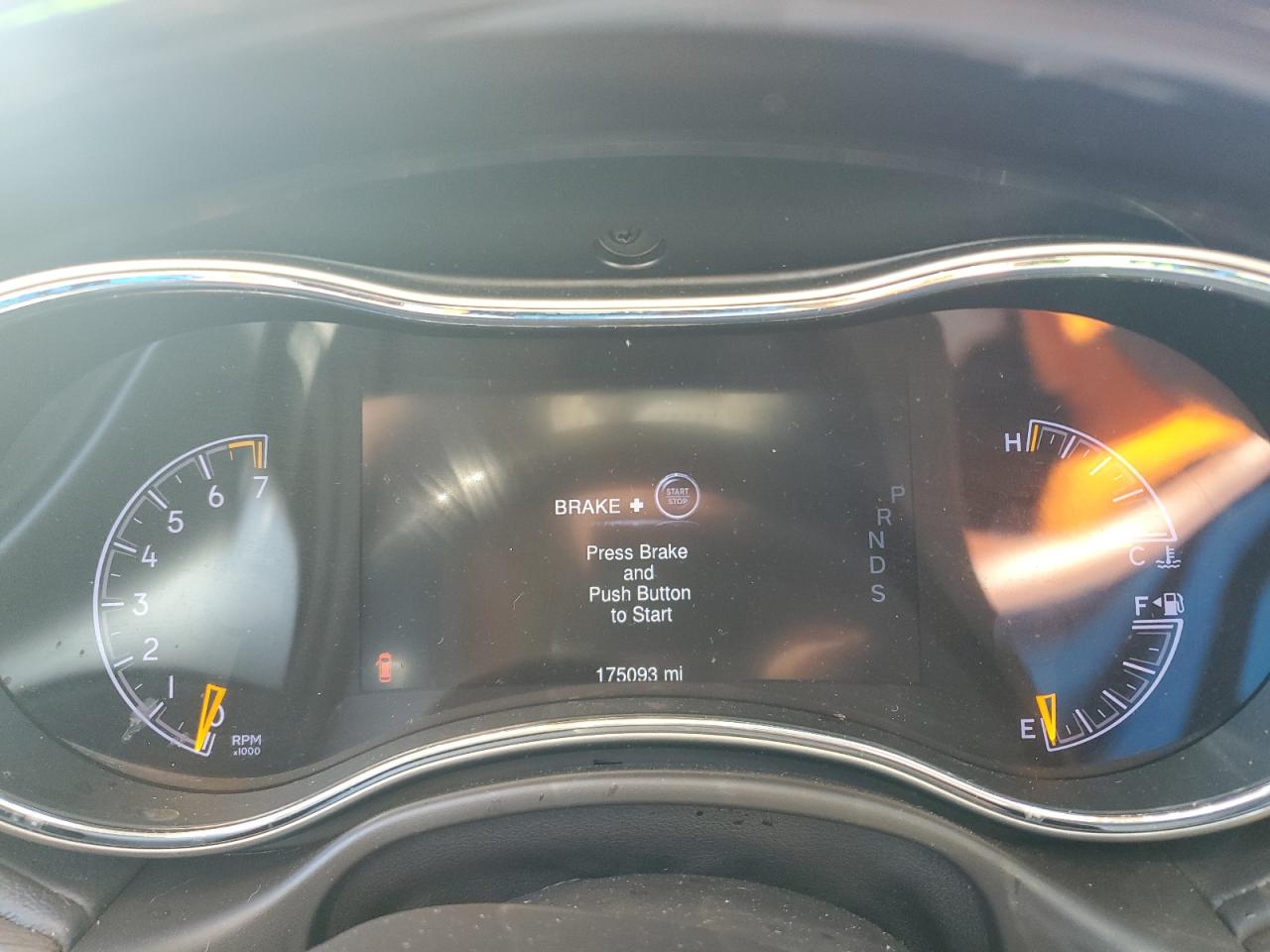 2014 Jeep Grand Cherokee Overland VIN: 1C4RJFCG0EC121505 Lot: 82465005