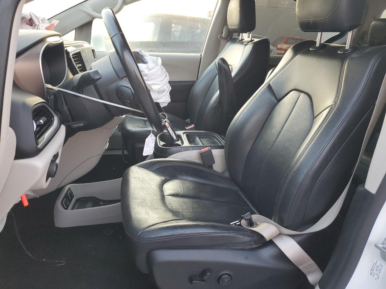 2018 Chrysler Pacifica Touring L VIN: 2C4RC1BG7JR217423 Lot: 86431665