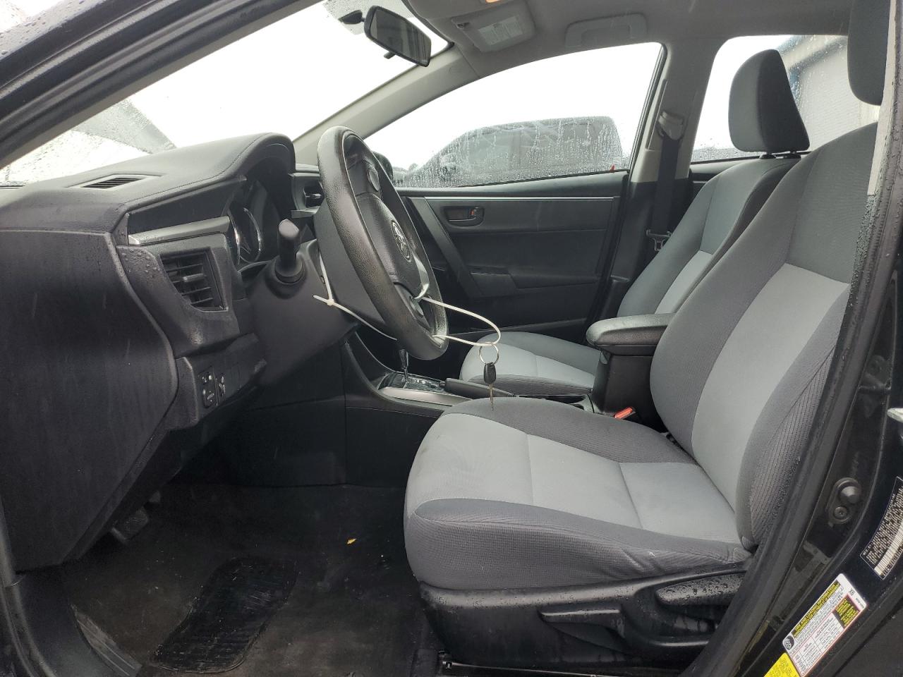 2015 Toyota Corolla L VIN: 5YFBURHEXFP333337 Lot: 82414025