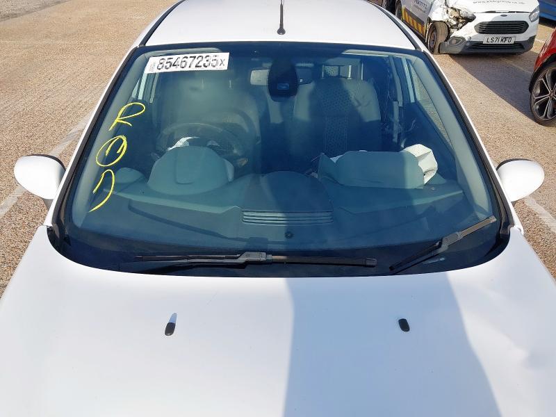 2011 FORD FIESTA TITANIUM 