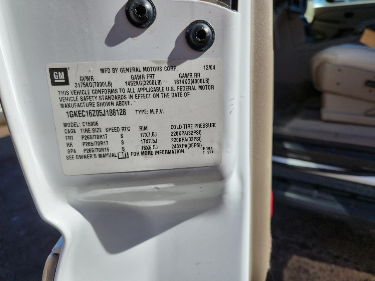 2005 GMC Yukon Xl C1500 VIN: 1GKEC16Z05J188128 Lot: 89737455