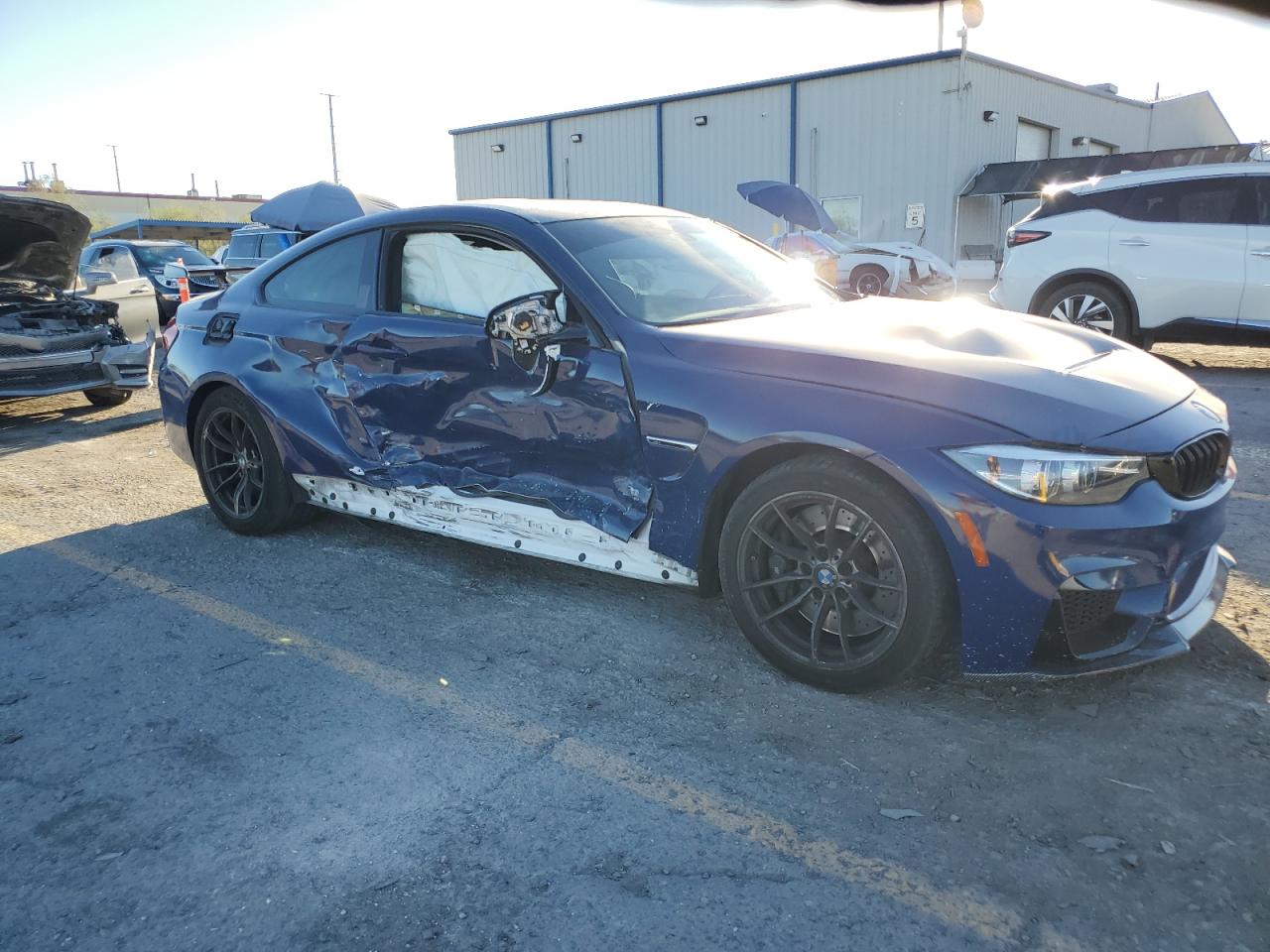 Фото: WBS4Y9C59JAC87772