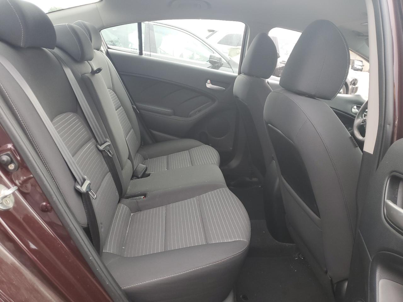 2018 Kia Forte Lx VIN: 3KPFL4A7XJE248348 Lot: 87426065