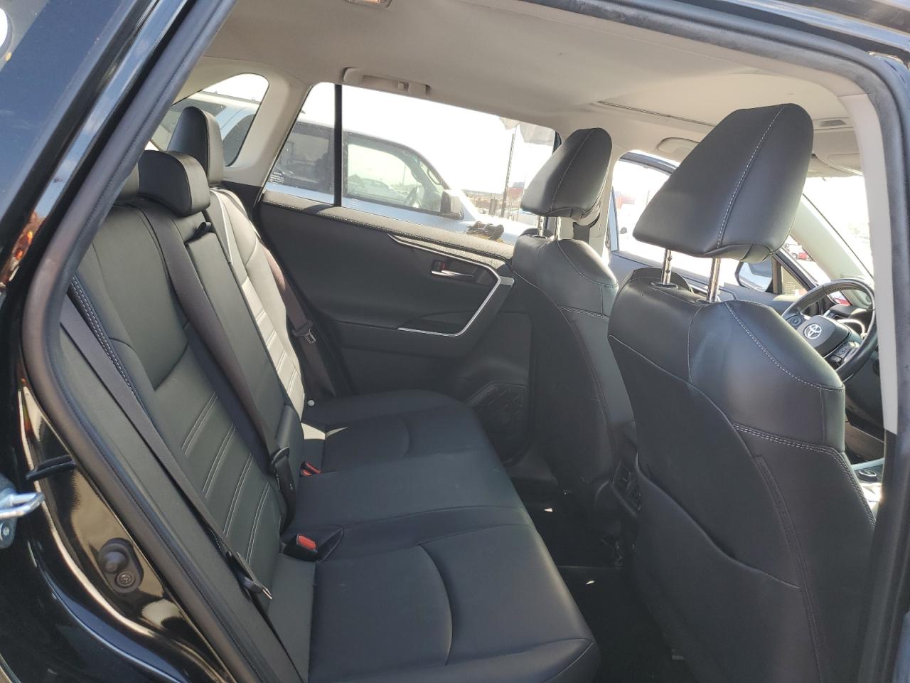 2019 Toyota Rav4 Limited VIN: JTMDWRFV4KD012378 Lot: 86125575