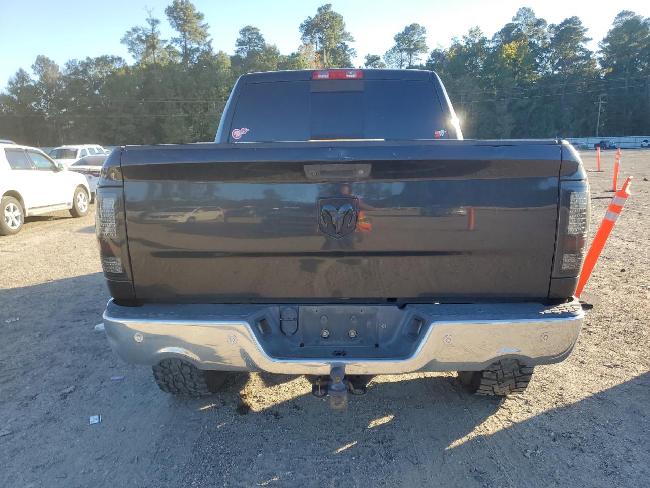 2018 Ram 1500 Slt VIN: 3C6RR6LT0JG146179 Lot: 90939215