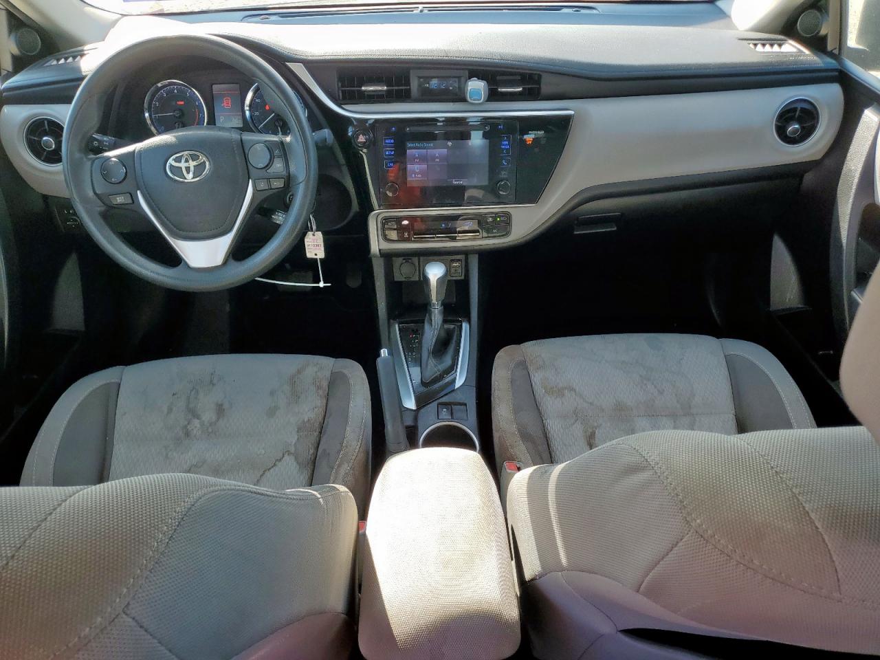 2017 Toyota Corolla L VIN: 5YFBURHE9HP688387 Lot: 82200725