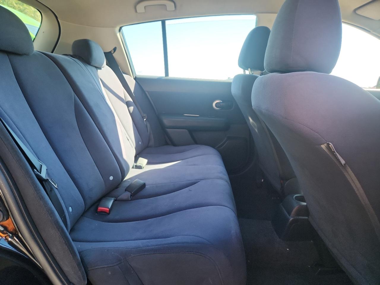 2008 Nissan Versa S VIN: 3N1BC13E18L393375 Lot: 84599085