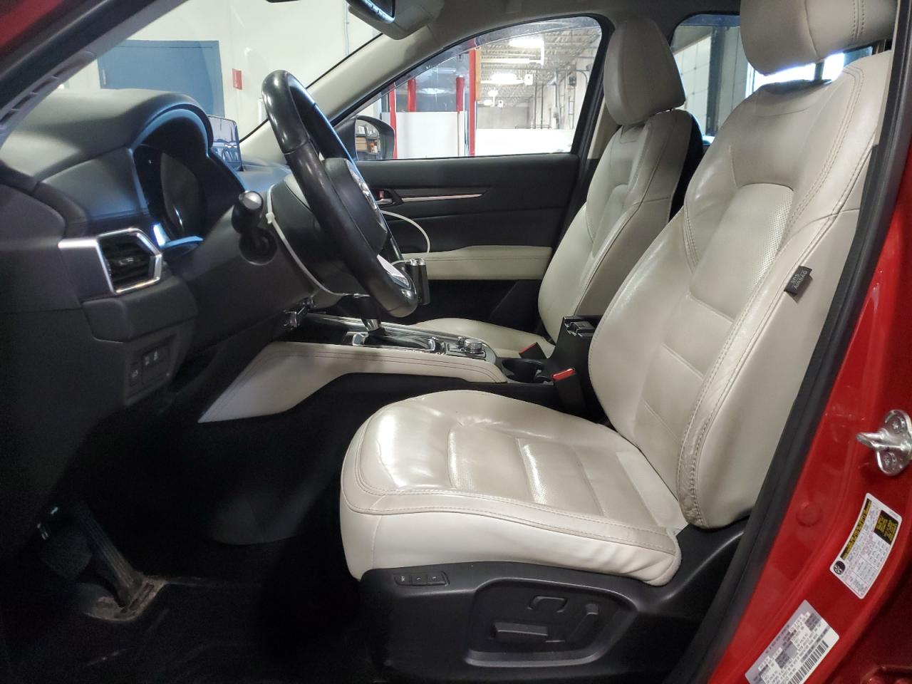 2019 Mazda Cx-5 Grand Touring VIN: JM3KFBDM1K0683143 Lot: 81883645