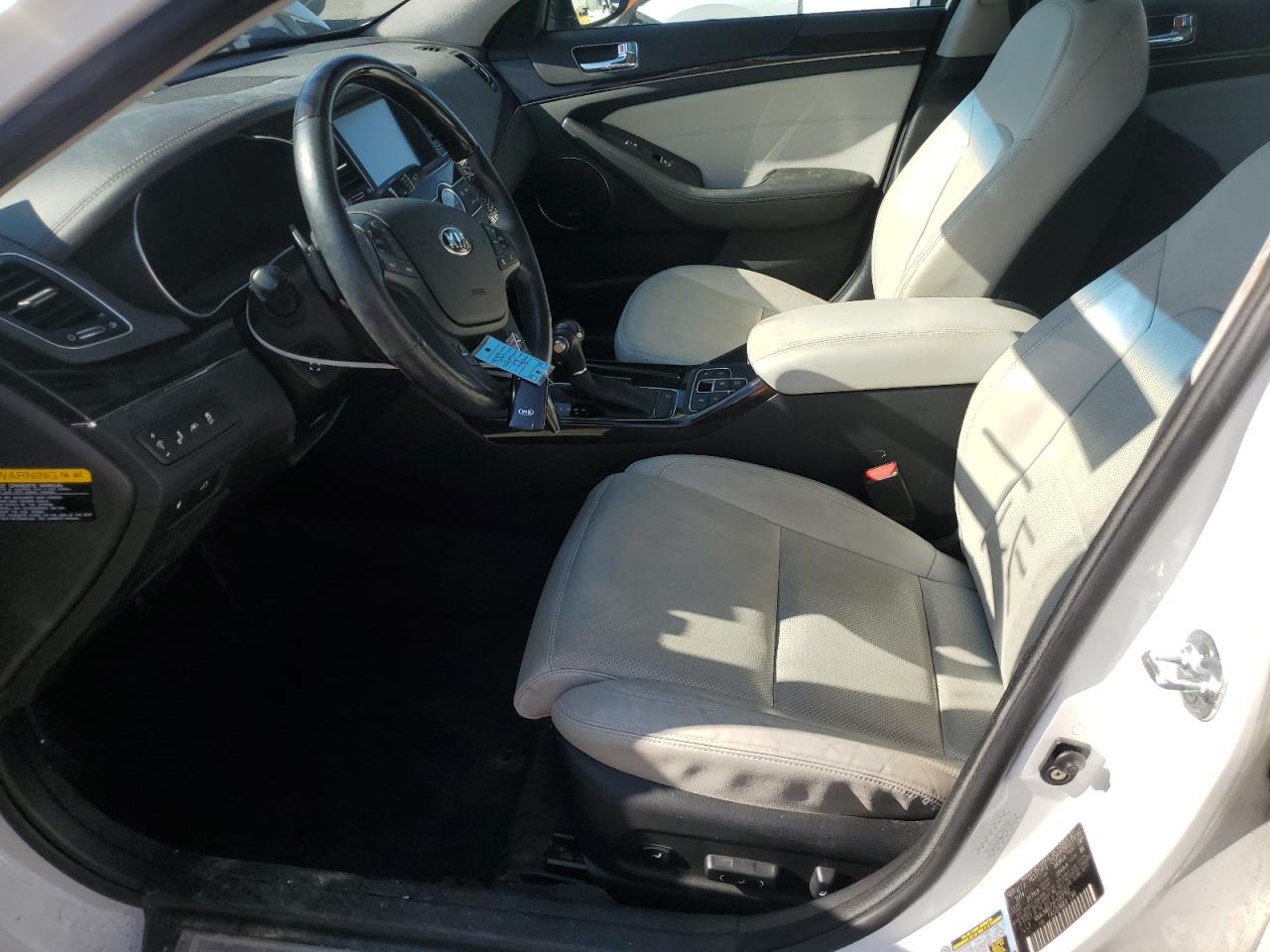 2015 Kia Cadenza Premium VIN: KNALN4D72F5187702 Lot: 84771985