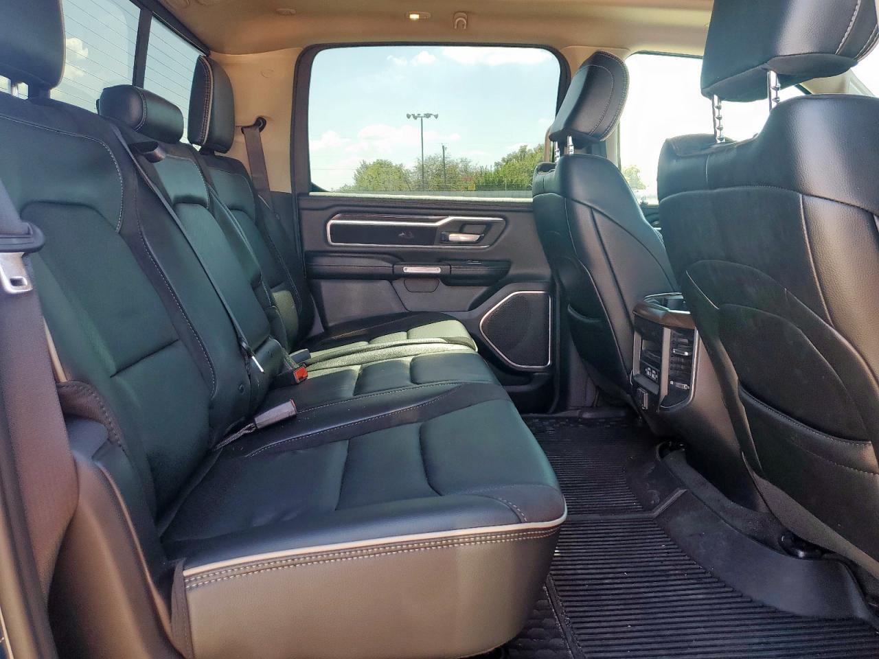 2021 Ram 1500 Laramie VIN: 1C6RREJT9MN592713 Lot: 84583905