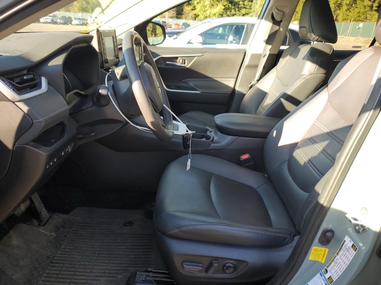 2021 Toyota Rav4 Xle Premium VIN: 4T3B6RFV3MU037768 Lot: 86236245