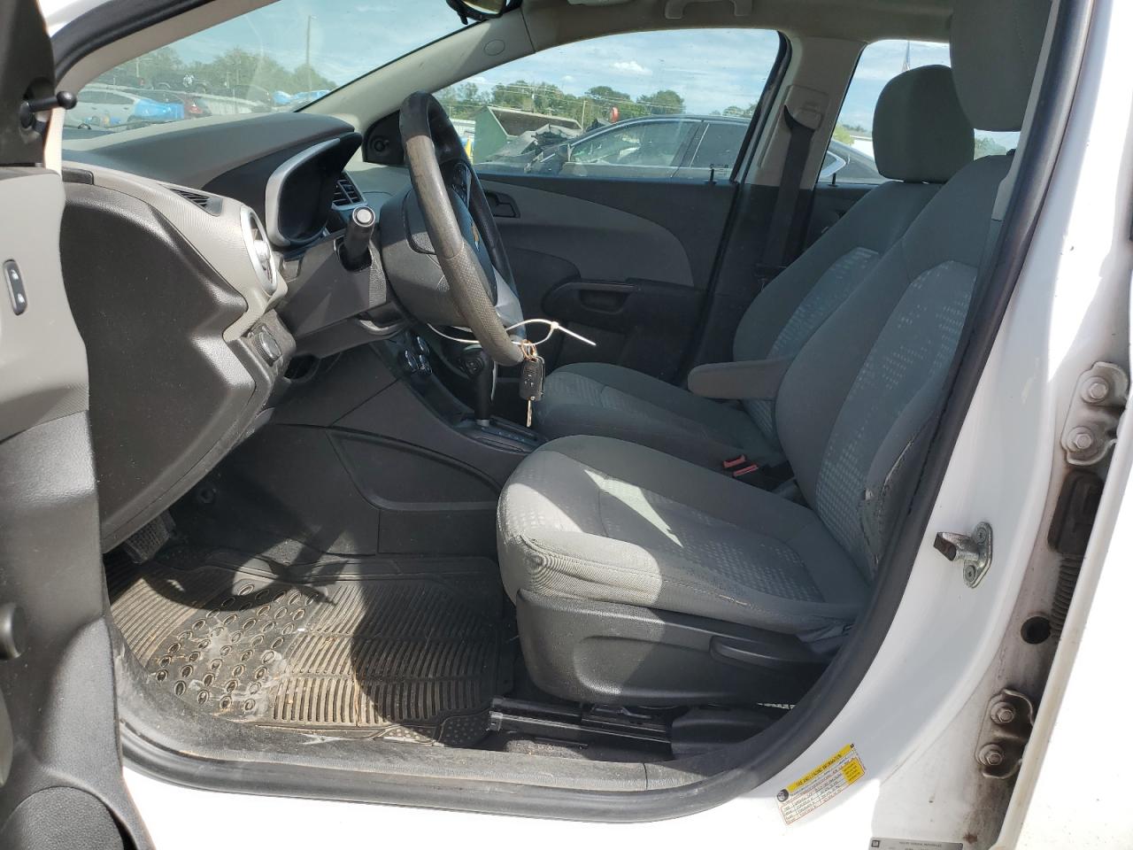 2018 Chevrolet Sonic Ls VIN: 1G1JB5SH4J4109465 Lot: 82008935