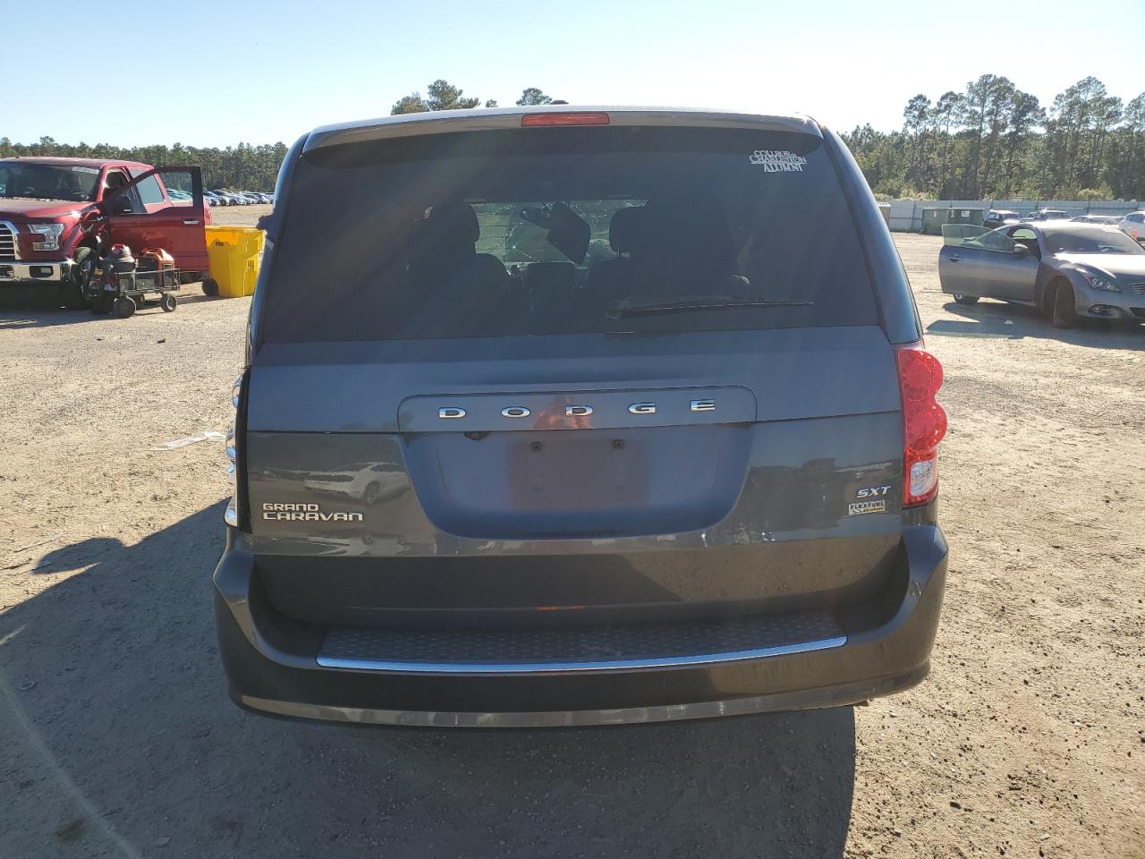 2017 Dodge Grand Caravan Sxt VIN: 2C4RDGCG7HR860833 Lot: 90975975