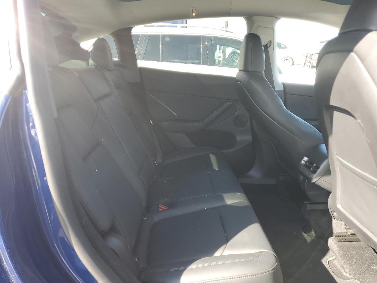 2023 Tesla Model Y VIN: 7SAYGDEE9PA077875 Lot: 85007555