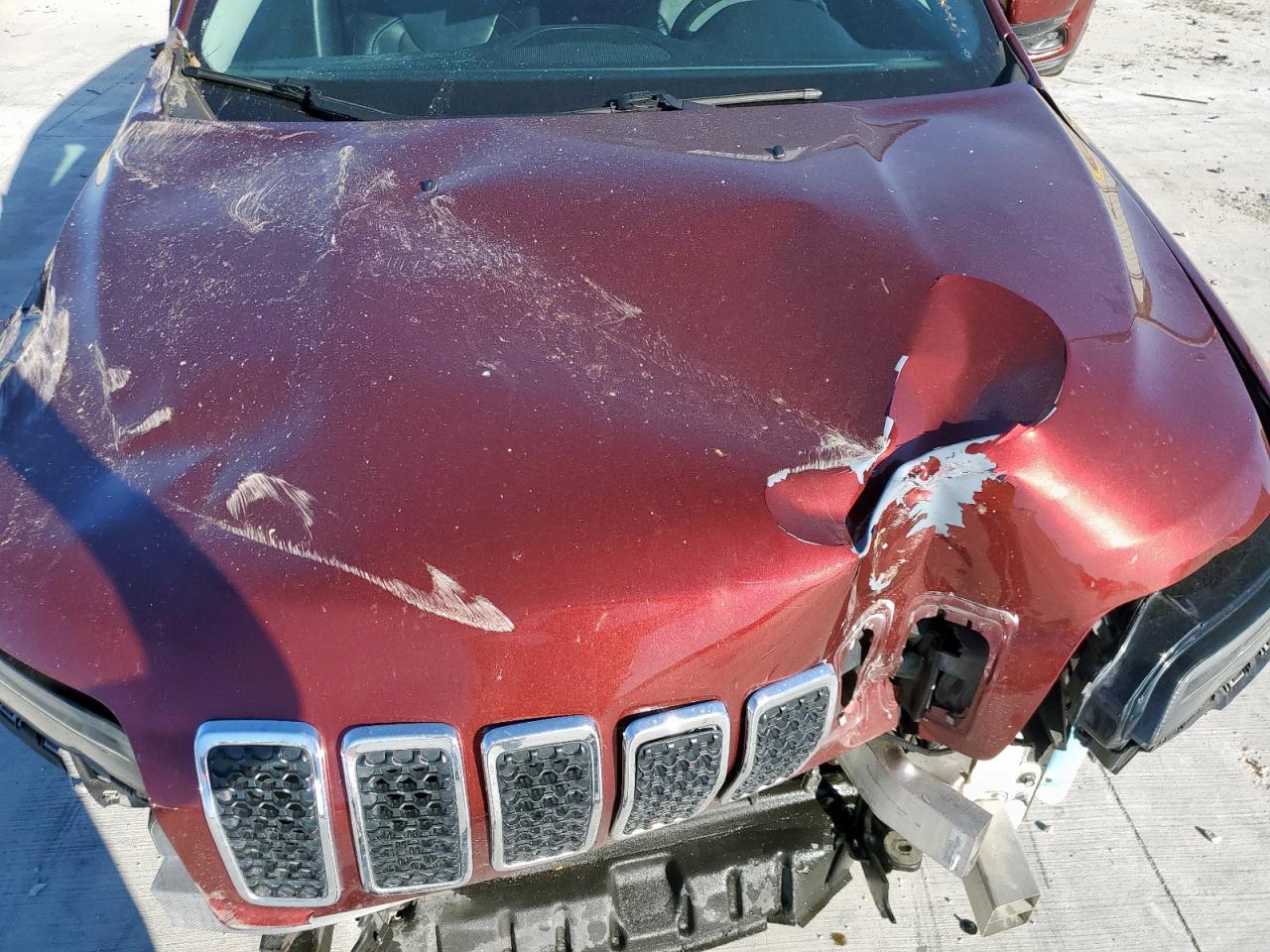 2019 Jeep Cherokee Latitude Plus VIN: 1C4PJLLXXKD280284 Lot: 90555725