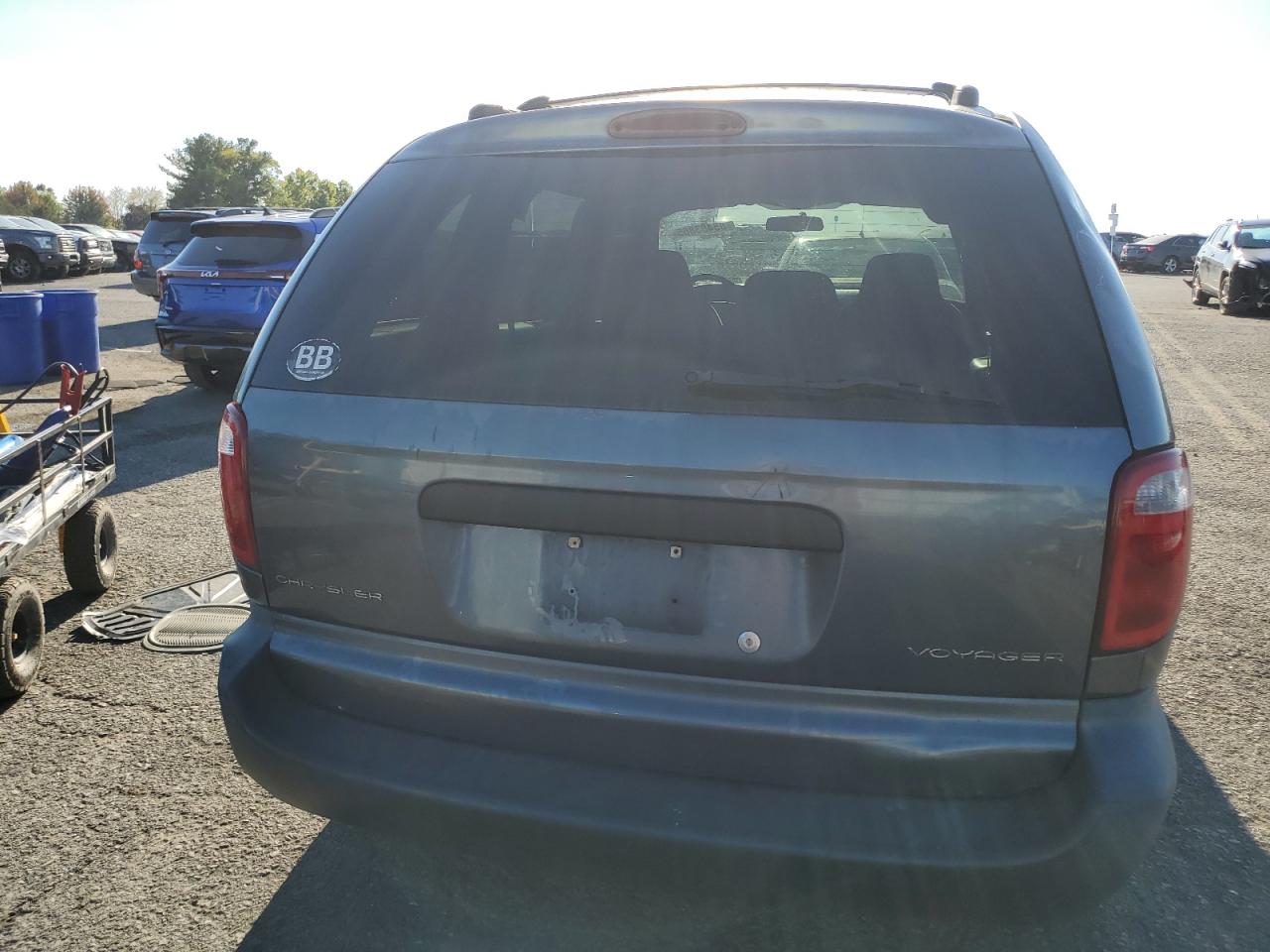 2002 Chrysler Voyager VIN: 1C4GJ25302B655356 Lot: 85483865