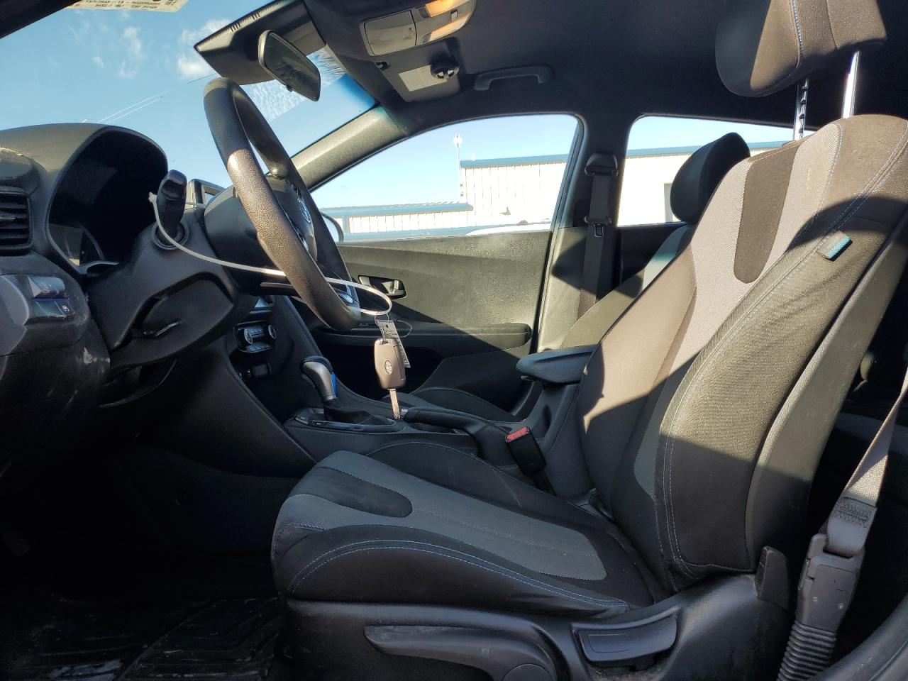 2019 Hyundai Veloster Base VIN: KMHTG6AF5KU008858 Lot: 91023355