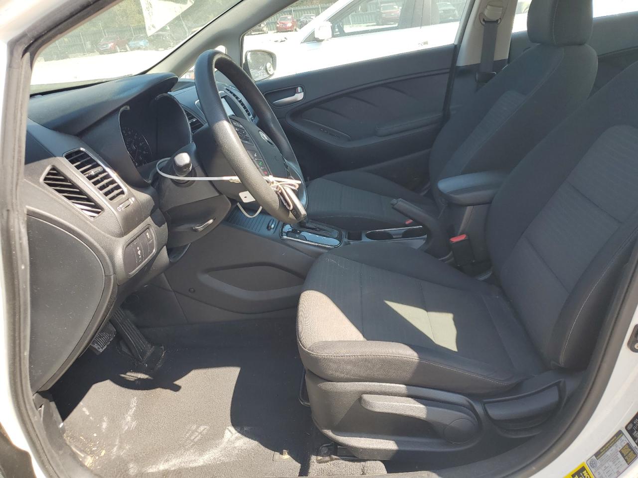 2018 Kia Forte Lx VIN: 3KPFL4A79JE217091 Lot: 85823045