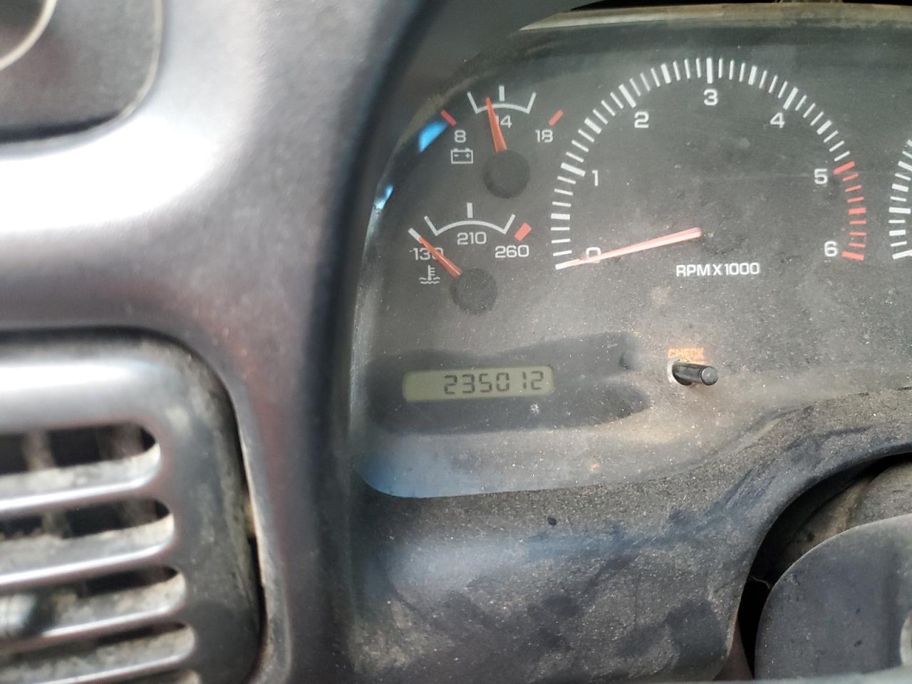 1998 Dodge Ram 1500 VIN: 3B7HF13Z9WG223241 Lot: 84933595