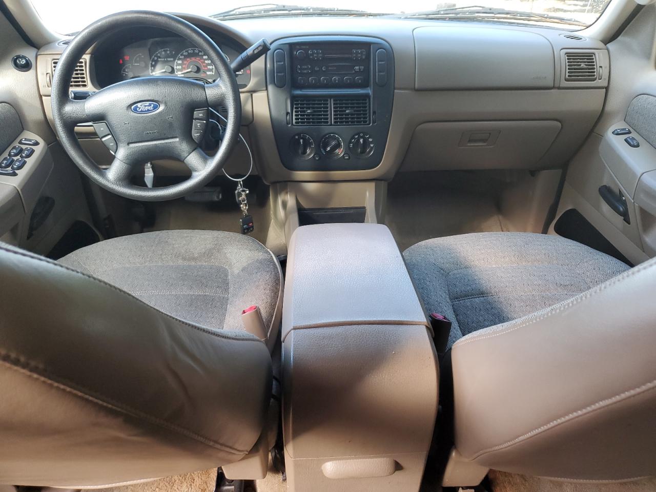 2002 Ford Explorer Xls VIN: 1FMZU62E92UA66044 Lot: 81935235