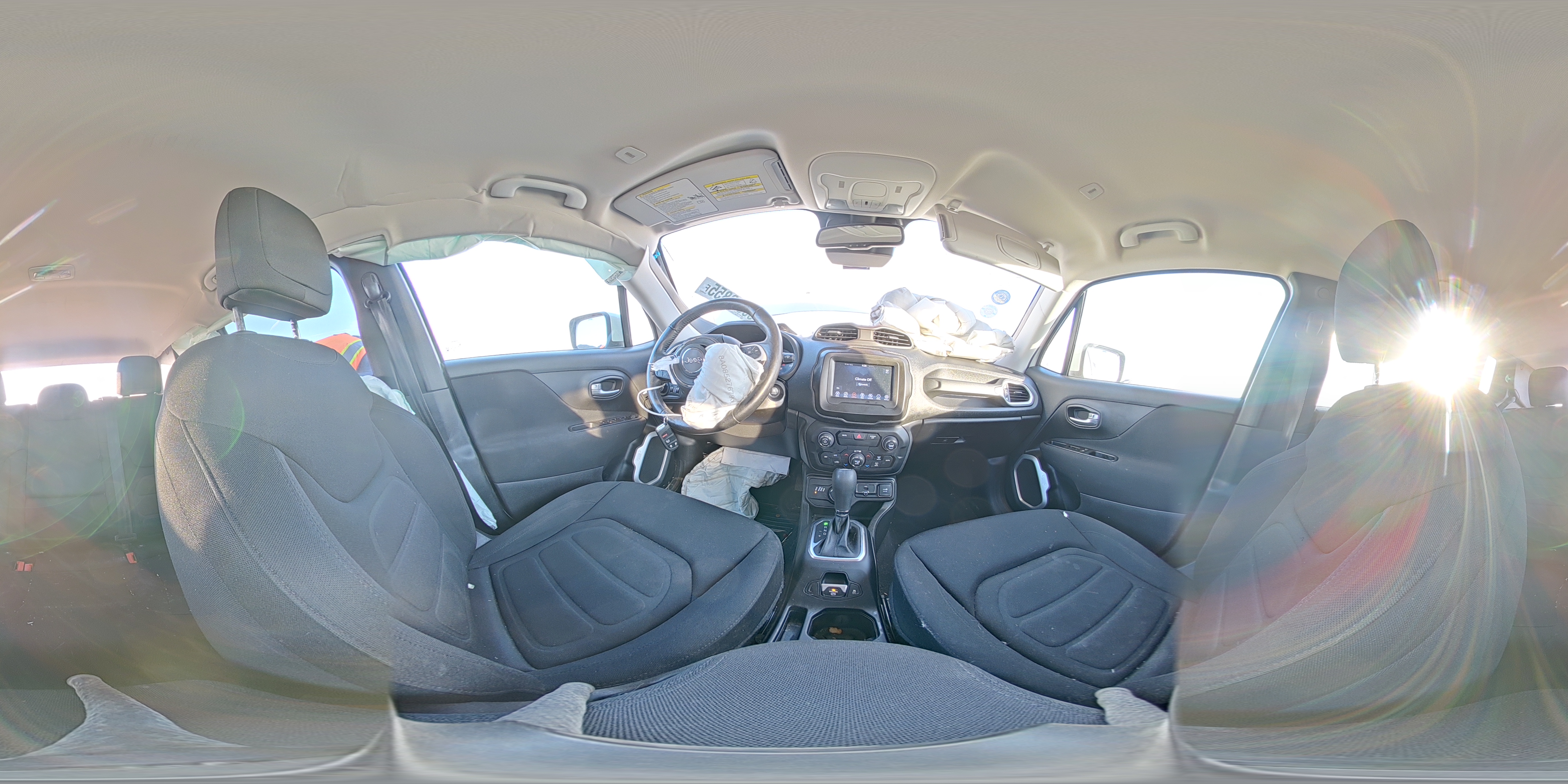 2020 Jeep Renegade Latitude VIN: ZACNJBBB2LPK98835 Lot: 90532855