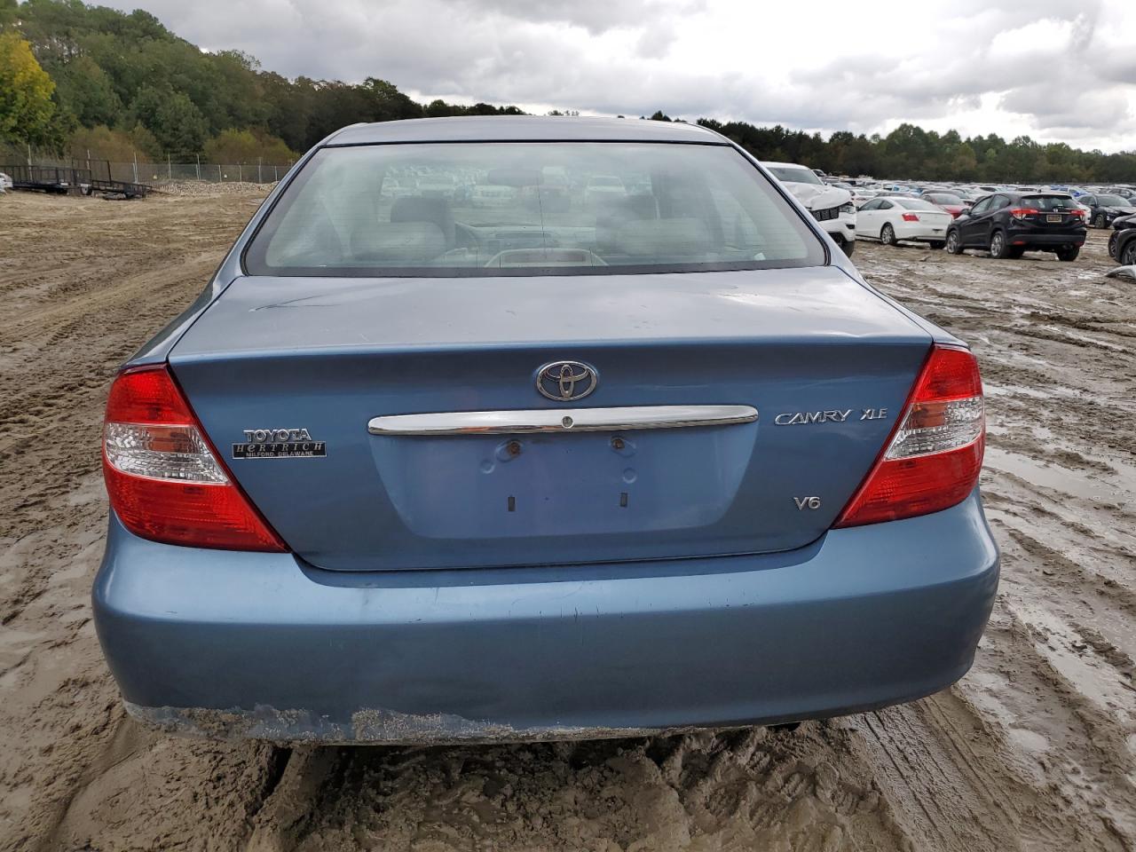 2002 Toyota Camry Le VIN: 4T1BF30K02U535945 Lot: 85179885