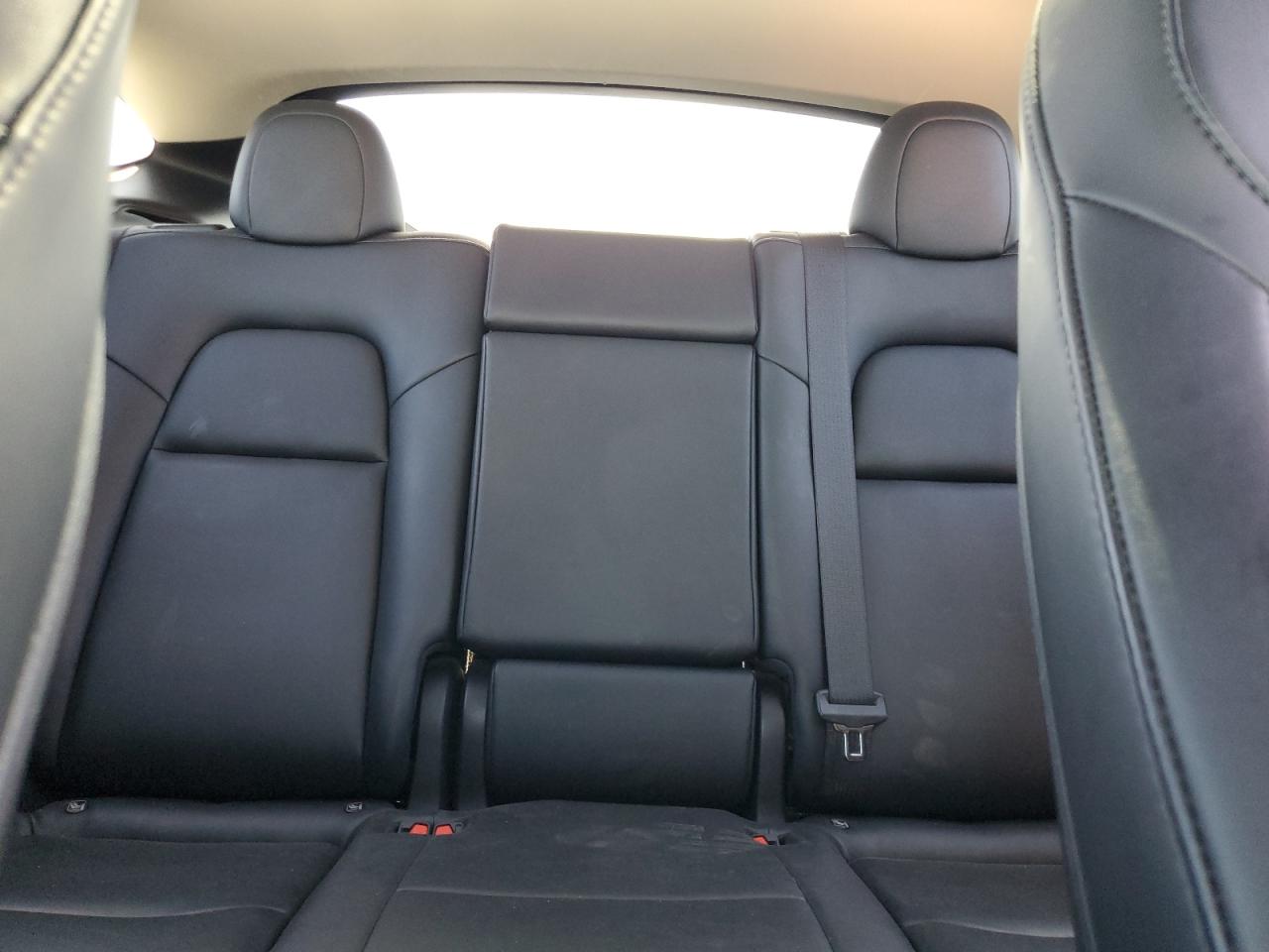 2022 Tesla Model Y VIN: 7SAYGDEF1NF410577 Lot: 81837515