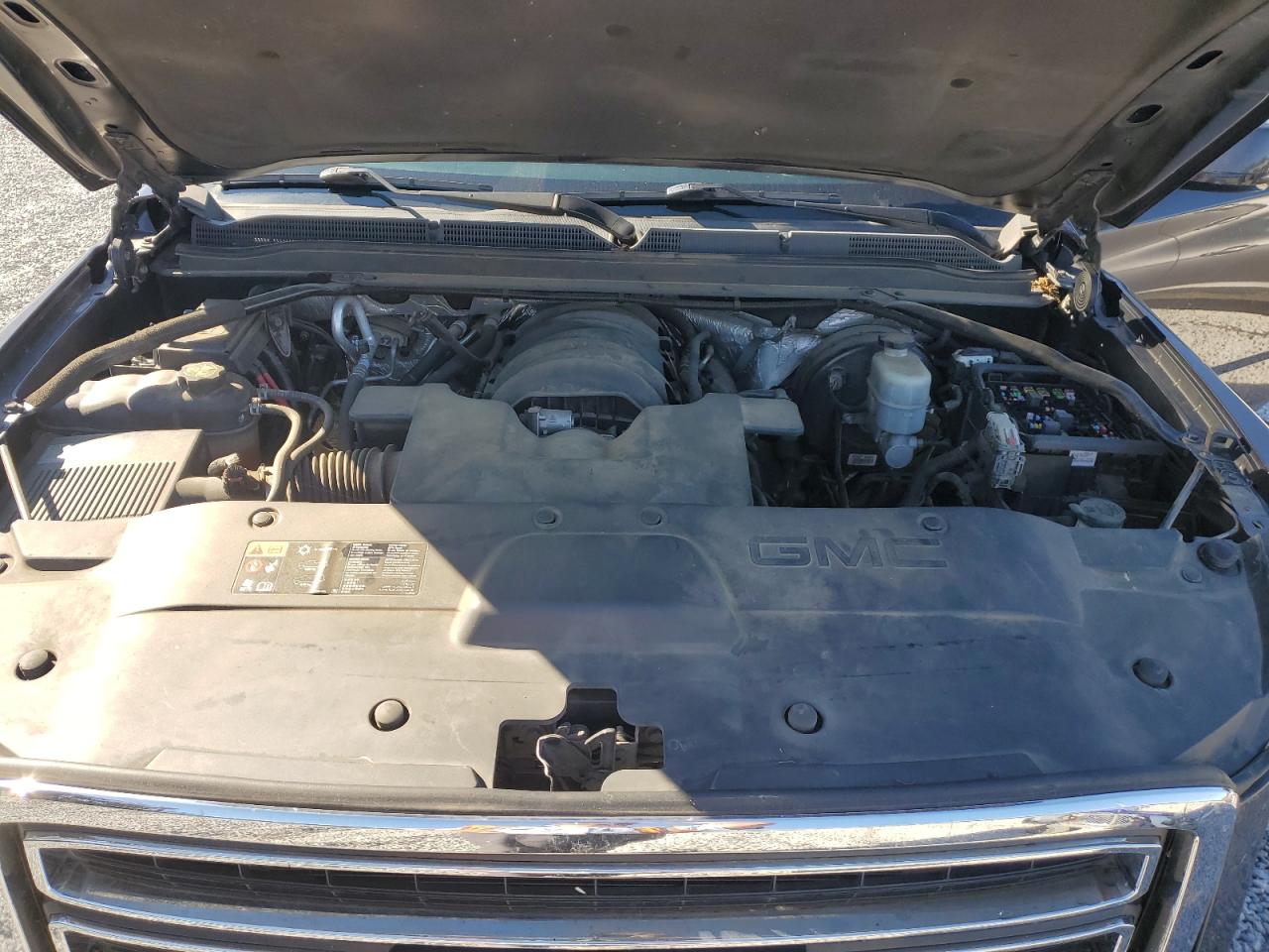 2016 GMC Yukon Sle VIN: 1GKS1AKC5GR337728 Lot: 85709955